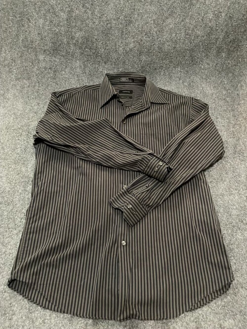 Claiborne Large Gray and Black Cotton Wrinkle Free Dress Shirt Mens Long Sleeve